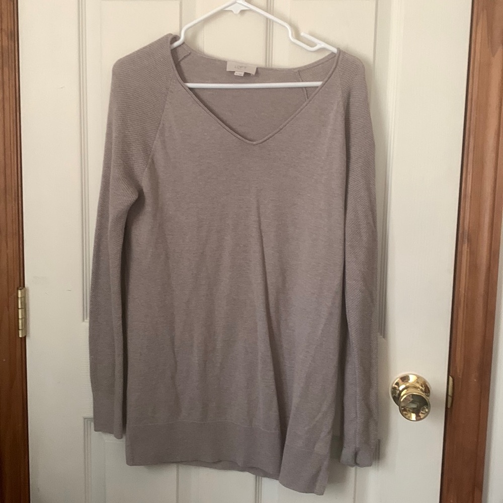 Lightweight sweater